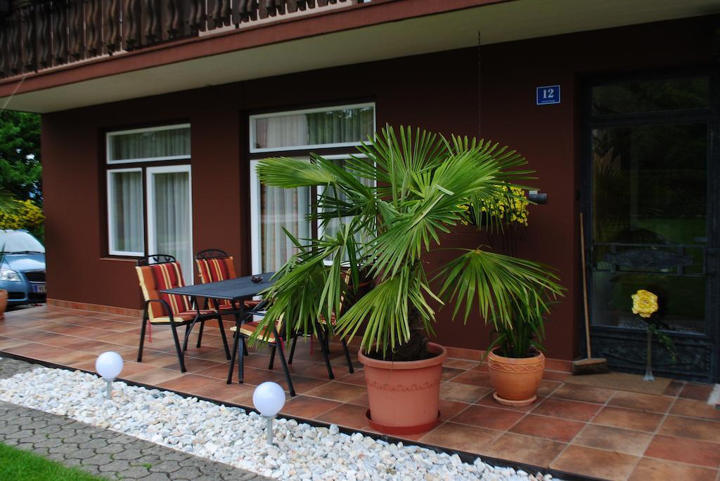 Ferienhaus Michor Latschach ober dem Faakersee Habitación foto